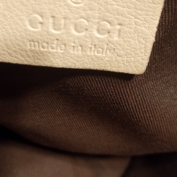 Gucci Handbag - Picture 4 of 9